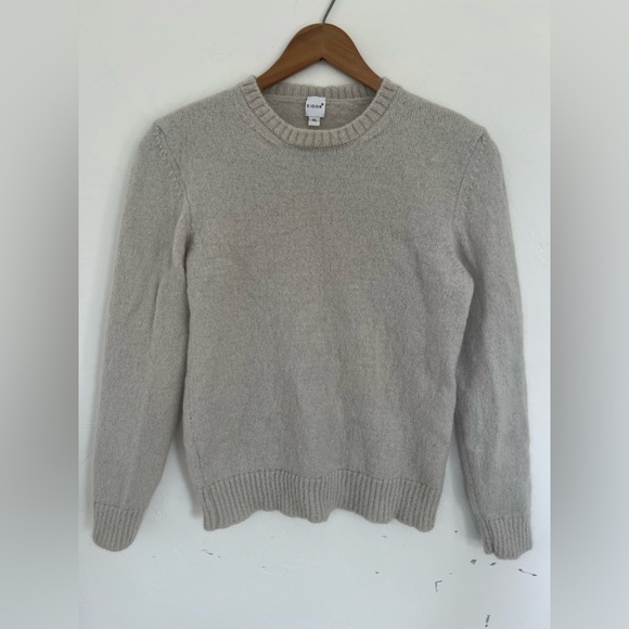 Eidos Cozy Grey Sweater - Picture 1 of 6